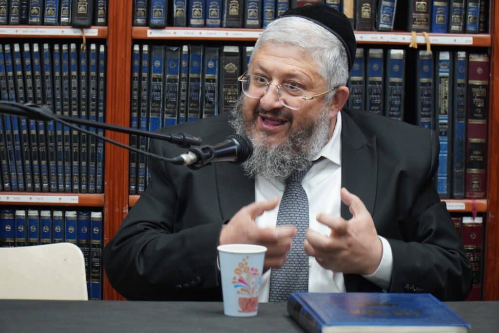 רבה של באר שבע נפעם: "אברכים יודעים את המסכת הכי קשה בש"ס"