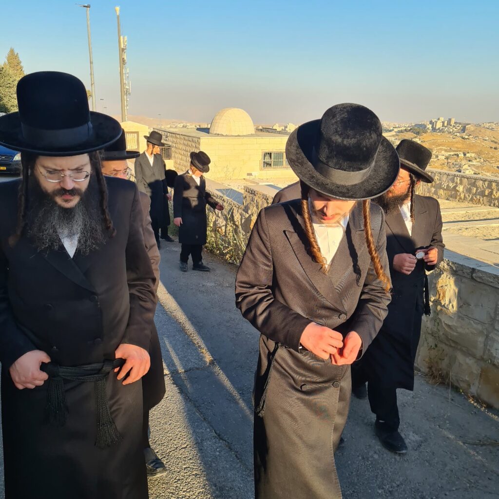 הלווית גאב"ד ביקאווסק זצ"ל