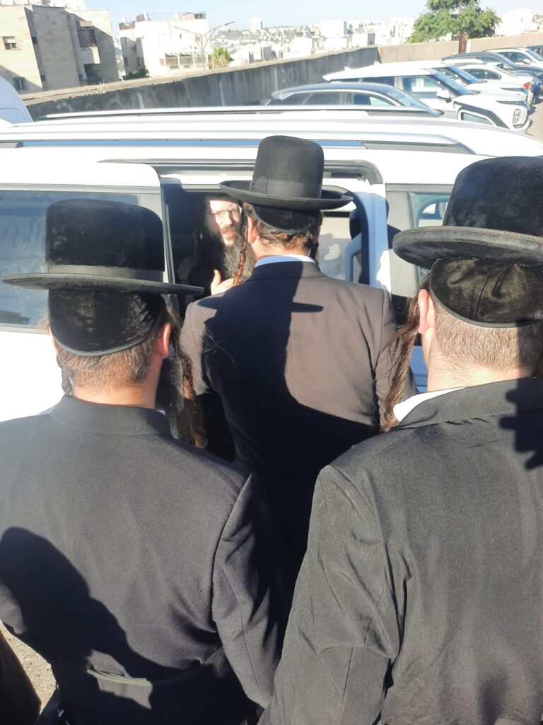 הלווית גאב"ד ביקאווסק זצ"ל