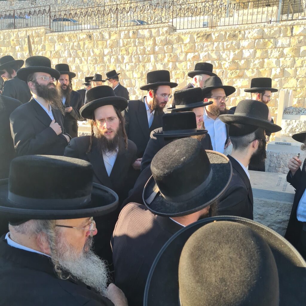 הלווית גאב"ד ביקאווסק זצ"ל