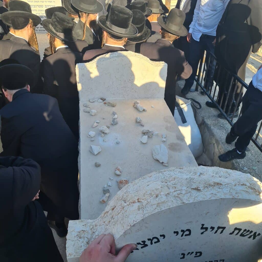 הלווית גאב"ד ביקאווסק זצ"ל