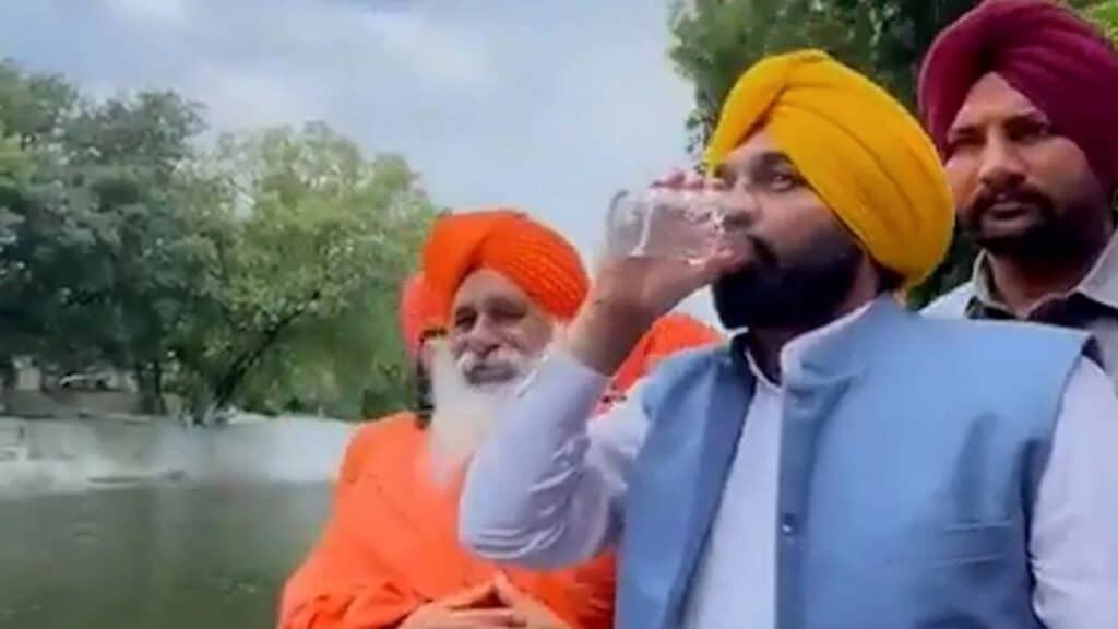 אטריות נמצאו על המאדים, בן 27 ונראה ילד • חדשות מהעולם