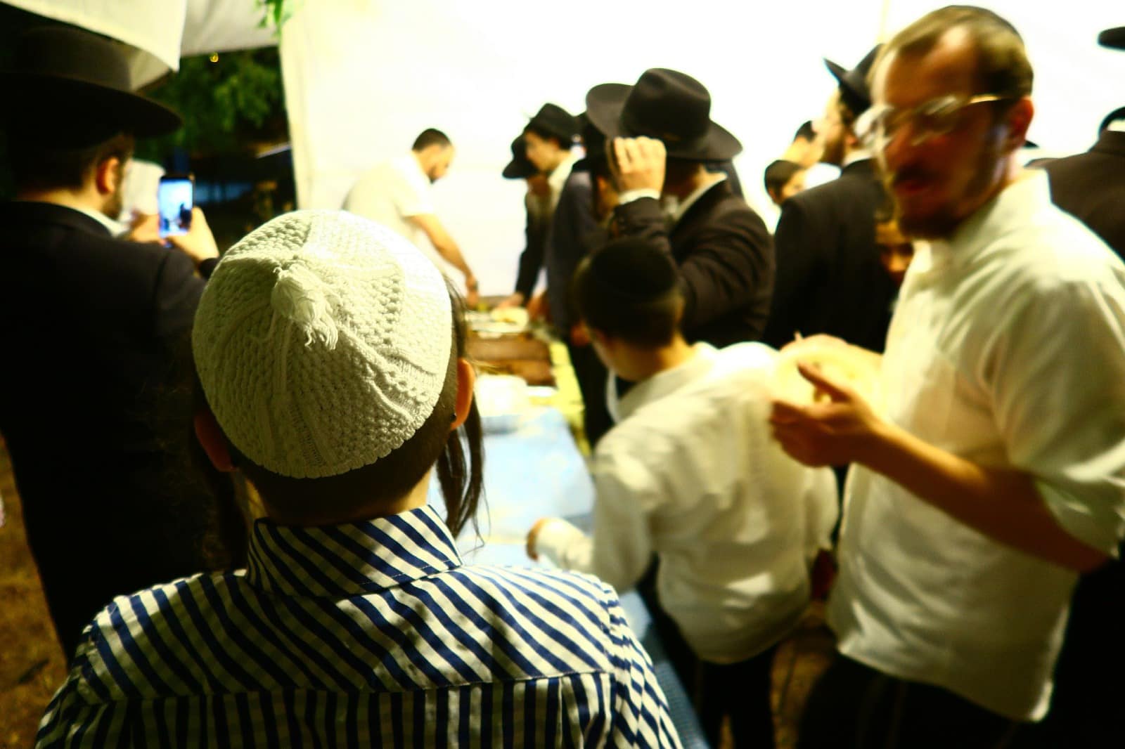 תיעוד: אלפים בציונו הקדוש של פועל הישועות מעגור