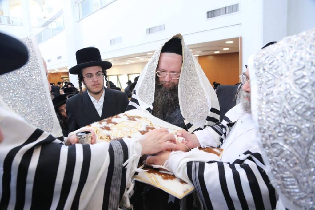 הברית לנכד האדמו"ר מטעמשוואר אלעד