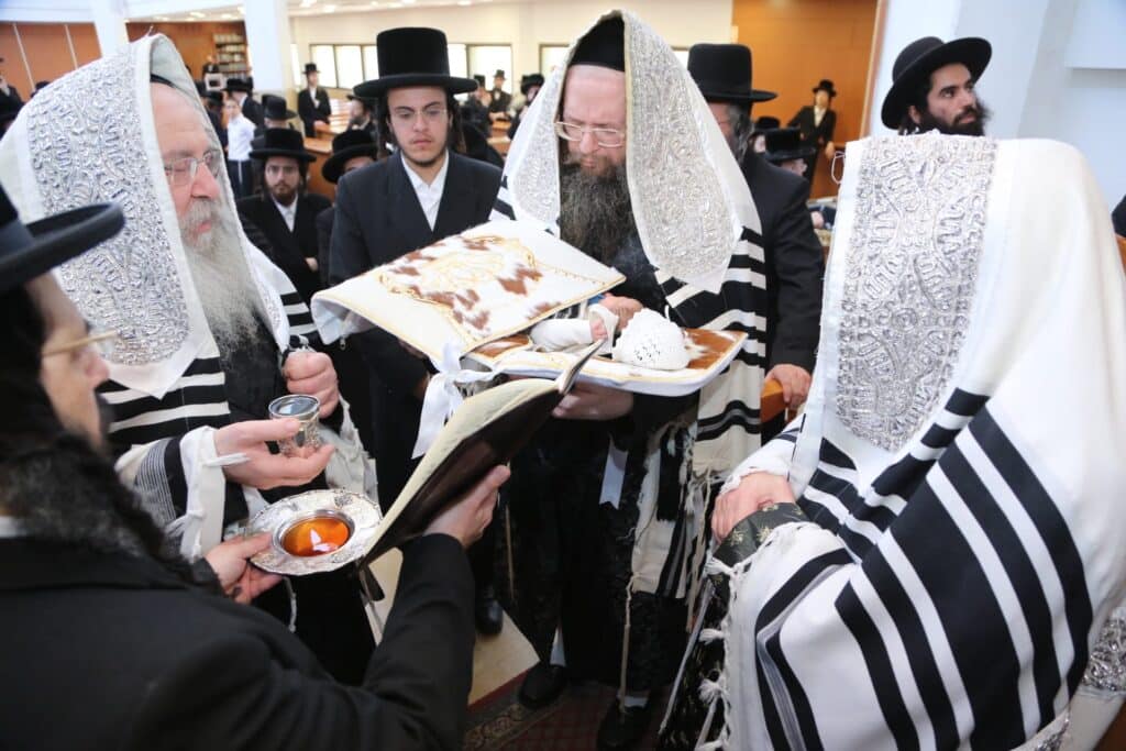 הברית לנכד האדמו"ר מטעמשוואר אלעד