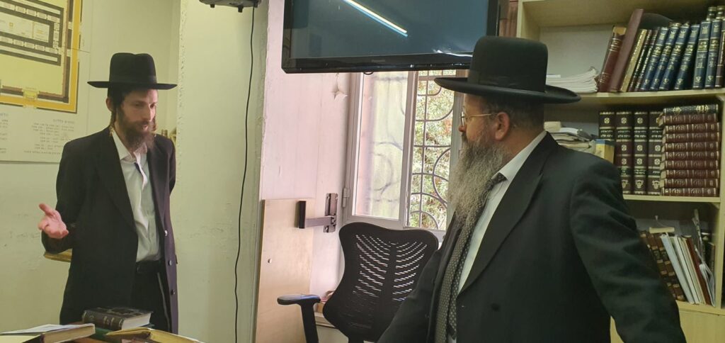 המקובל הגר"ד בצרי ערך תיקון עם הורי הנעדרים