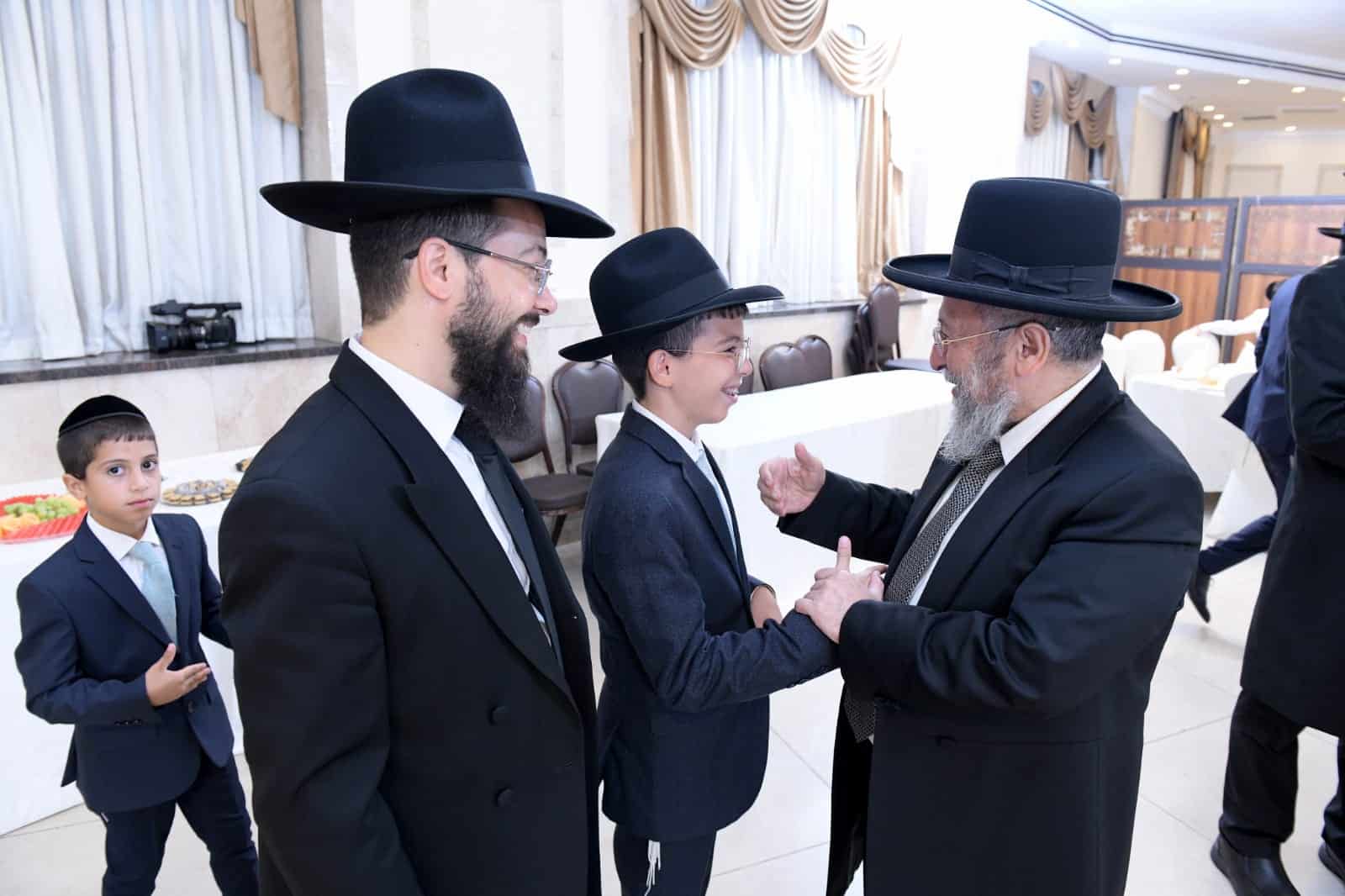 בר מצוה לנין נשיא המועצת וראש הישיבה - גדולי ישראל הגיעו לברך