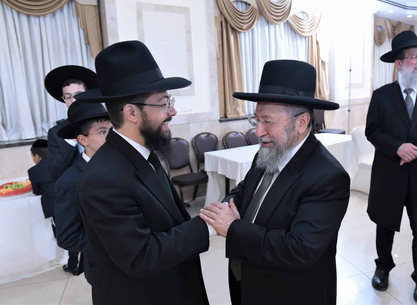 בר מצוה לנין נשיא המועצת וראש הישיבה - גדולי ישראל הגיעו לברך