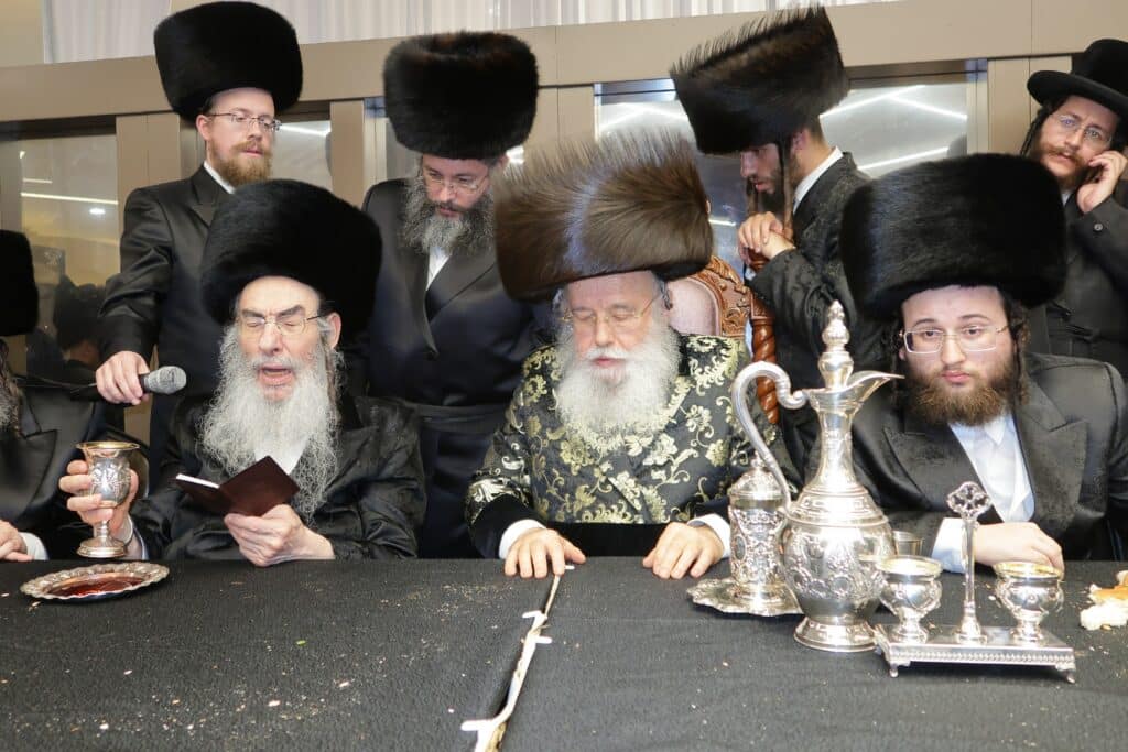 שמחת החתונה בחצרות מישקולץ אלכסנדר