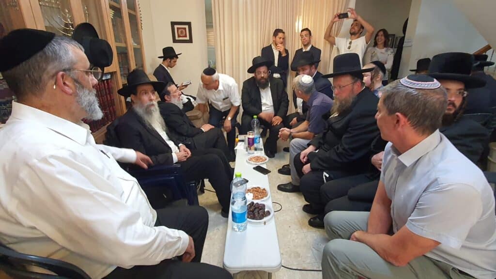 היום הראשון לניחום בבית נשיא המועצת מרן רה"י זצוק"ל