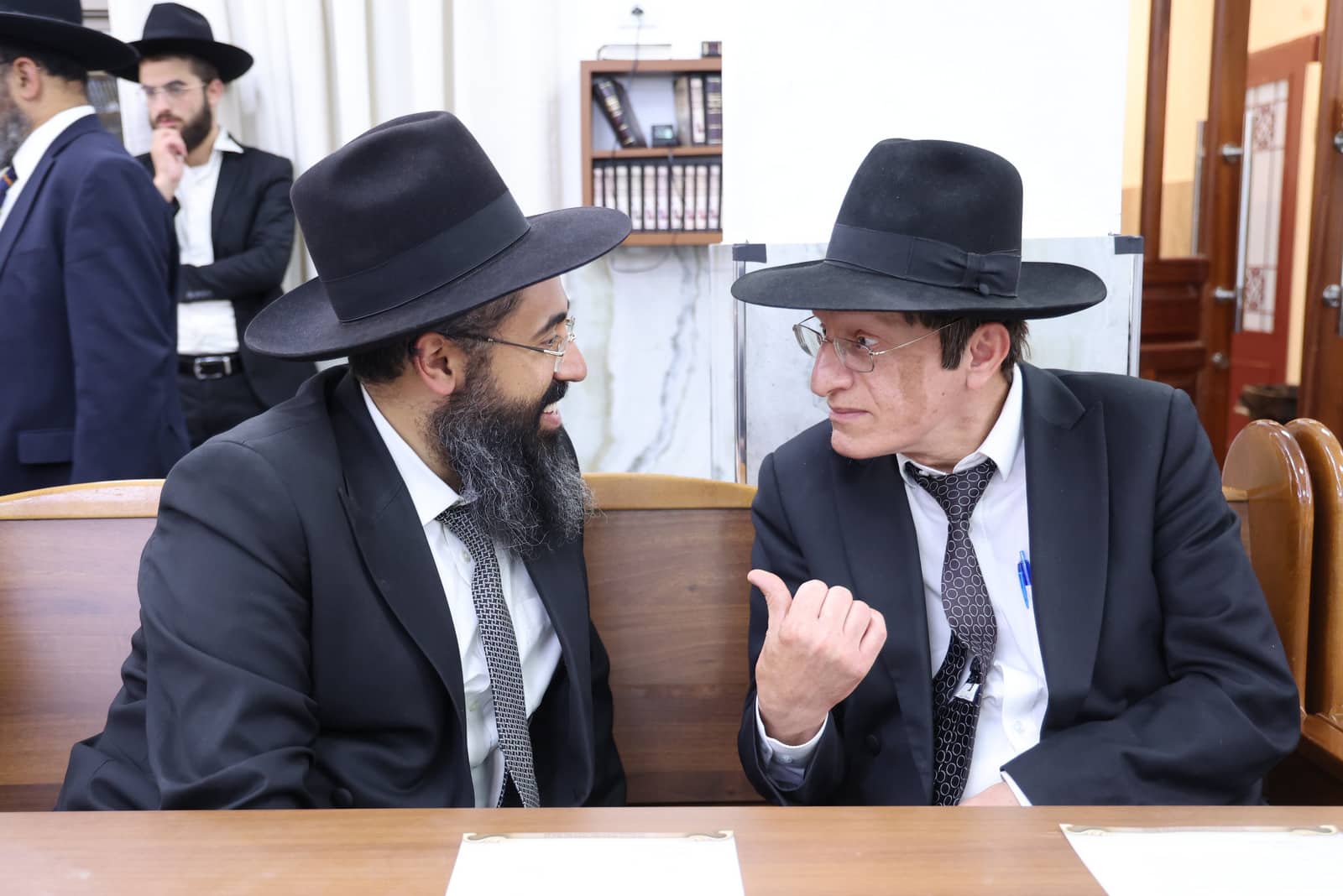 ראשי הישיבות התכנסו לחיזוק הלימוד לפני התפילה לע"נ חכם שלום