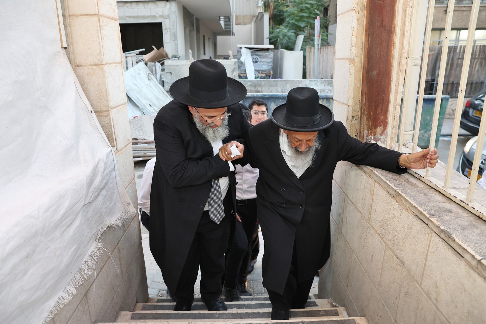 הגר"ש בעדני "הדרך לגדול בתורה היא ע"י חזרה ושינון"