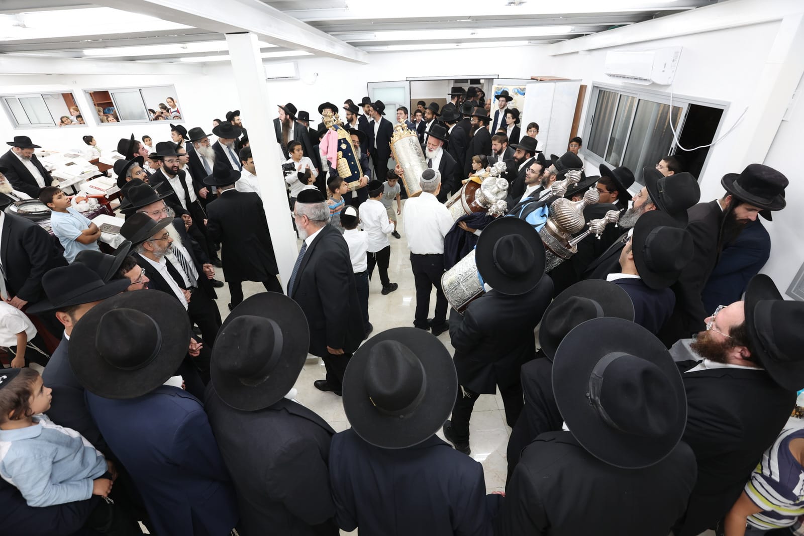 בבני ברק חגגו חנוכת הבית לביהמ"ד של קהילת חיי אהרון