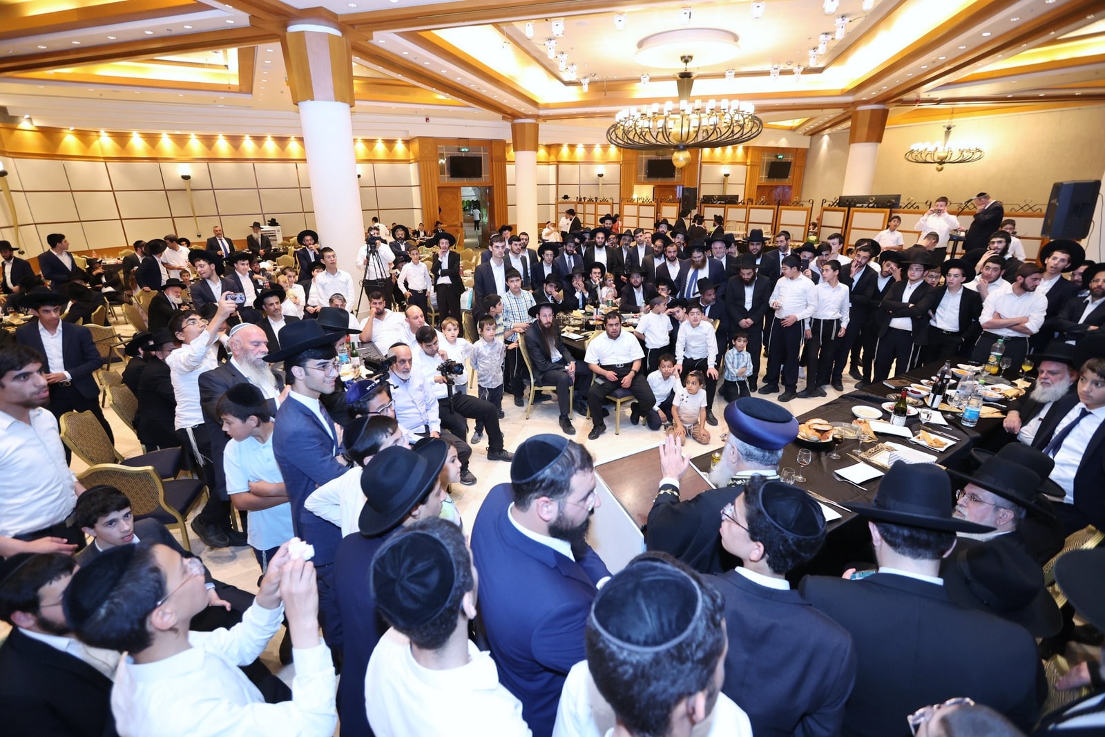 בבני ברק חגגו חנוכת הבית לביהמ"ד של קהילת חיי אהרון