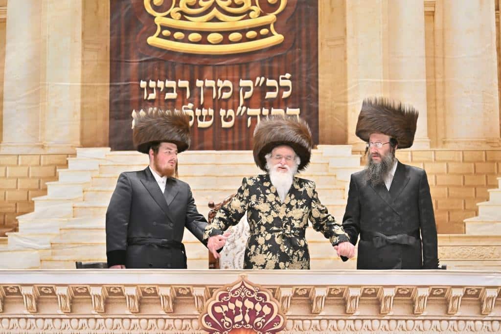 שמחת שבת האופרוף בחצרות ויז׳ניץ, וויען, דראהביטש