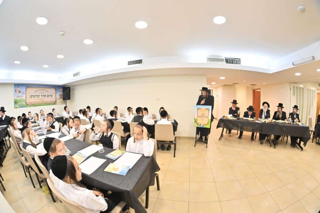 ילדי הת"ת סיימו את סדר קדשים בכותל המערבי