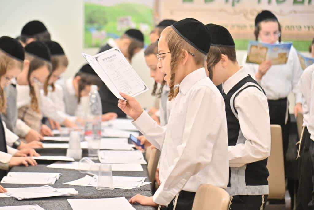 ילדי הת"ת סיימו את סדר קדשים בכותל המערבי