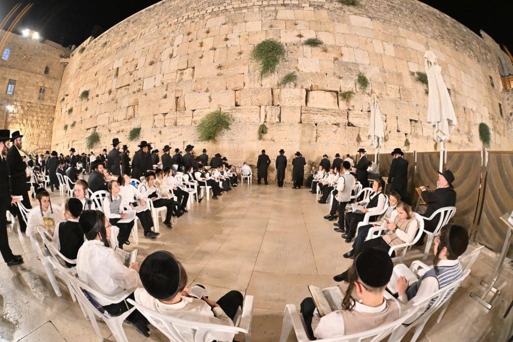 ילדי הת"ת סיימו את סדר קדשים בכותל המערבי