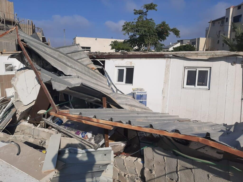 ביתר: פקחים הרסו קראוון בית כנסת