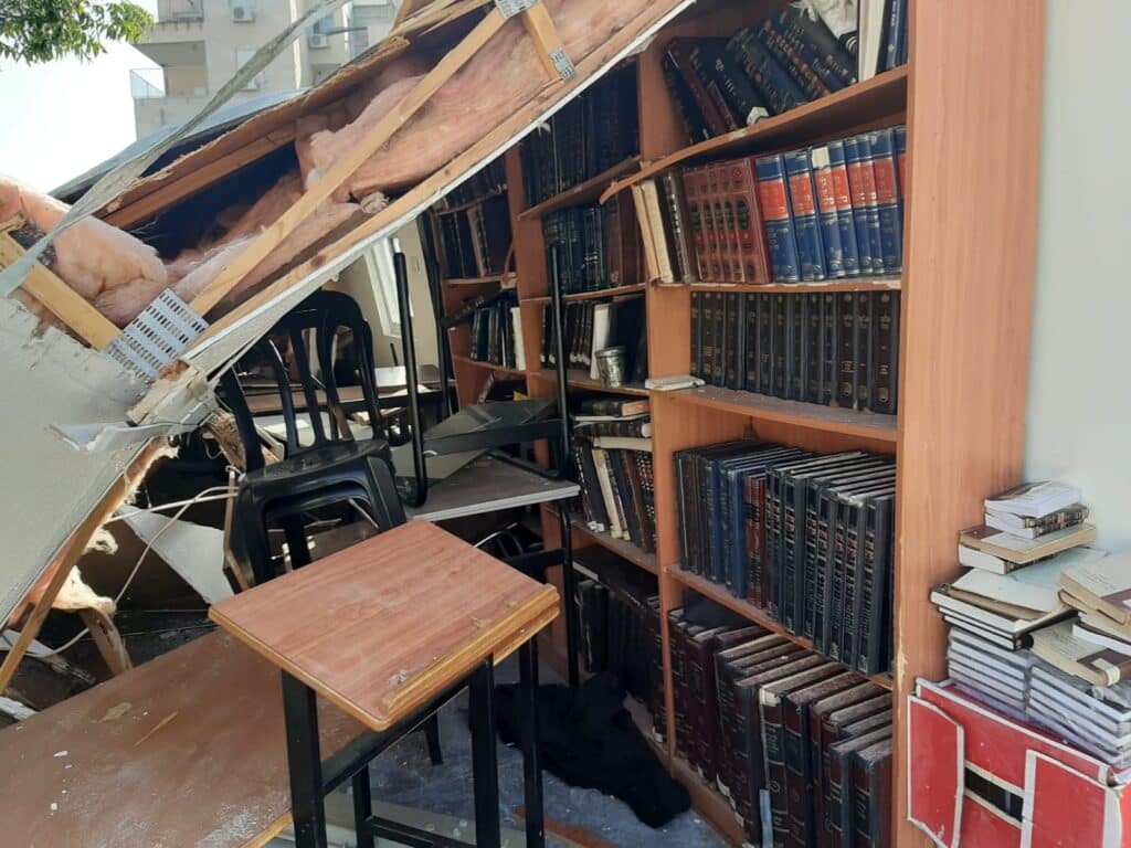 ביתר: פקחים הרסו קראוון בית כנסת