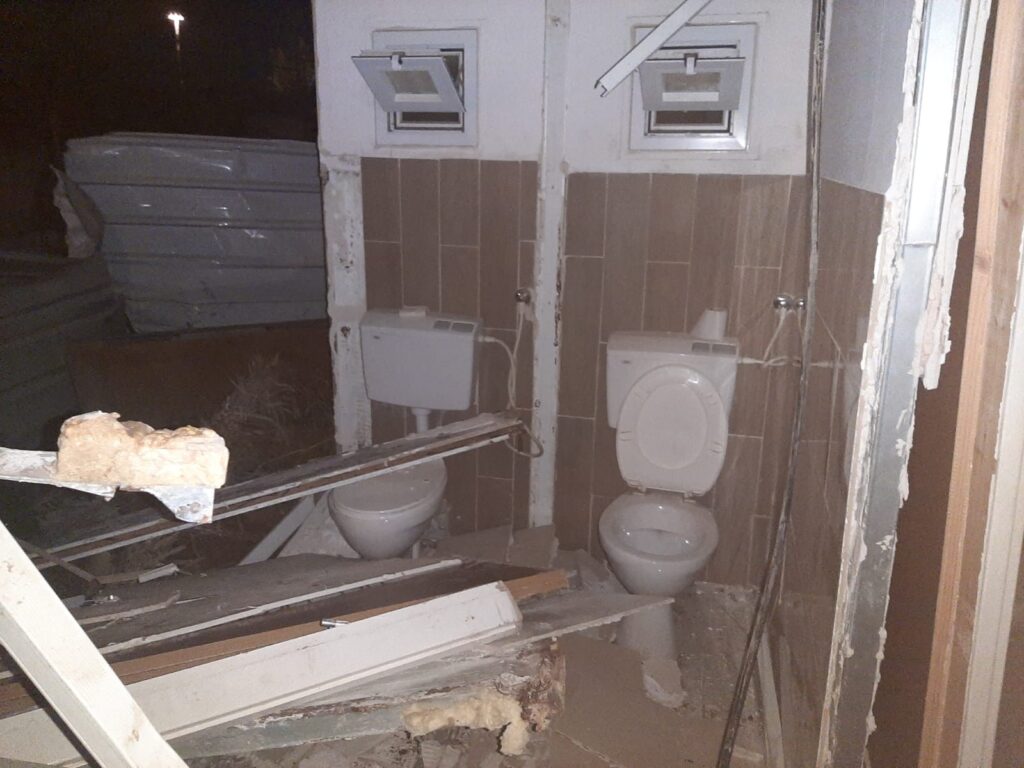 ביתר: פקחים הרסו קראוון בית כנסת