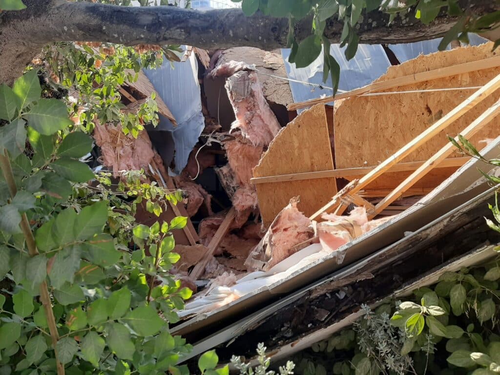 ביתר: פקחים הרסו קראוון בית כנסת