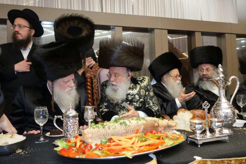 שמחת החתונה בחצרות מישקולץ אלכסנדר