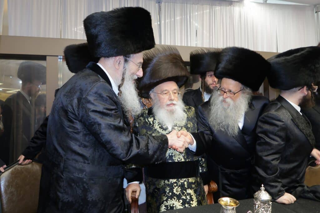 שמחת החתונה בחצרות מישקולץ אלכסנדר