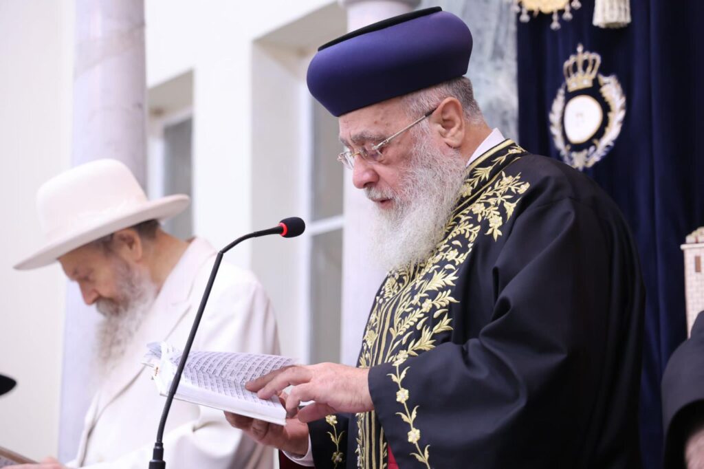 גלריה: עצרת תפילה מרכזית לרפואתו של נשיא המועצת