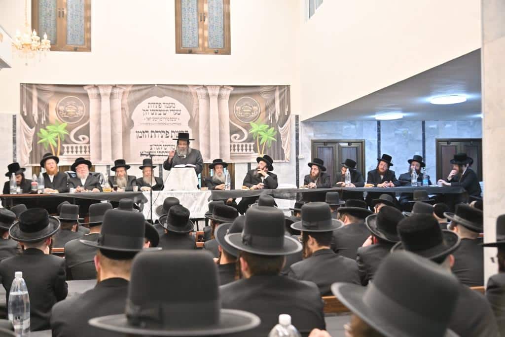 מעמד פתיחת הזמן בהיכל החדש בישיבת סאטמאר בבני ברק