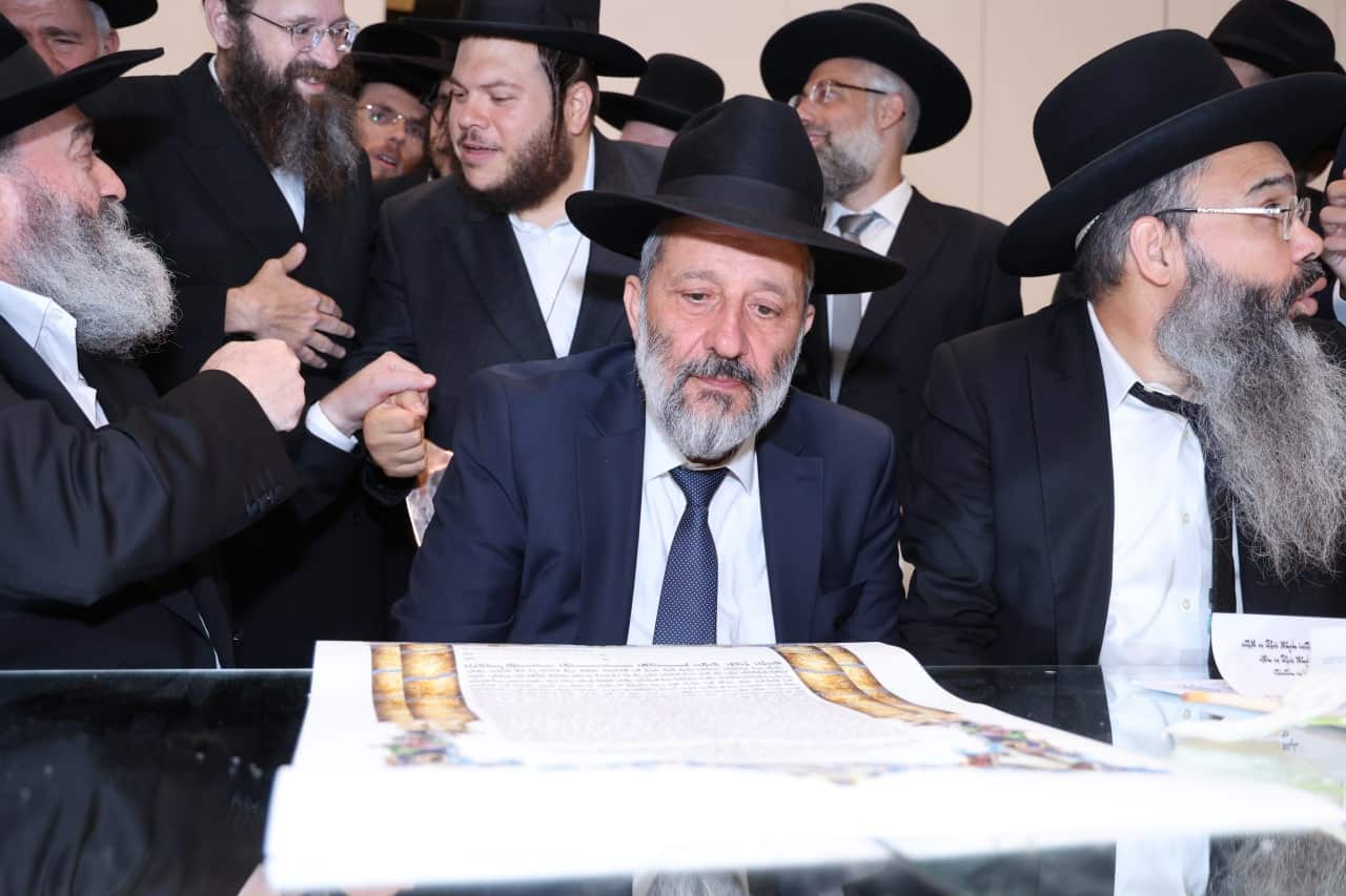 חתונת בנו של האדמו"ר רבי יקותיאל אבוחצירא