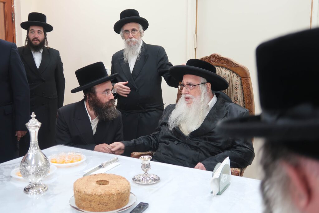 הוכתרו 2 דיינים חדשים לבתי מדרשיות צאנז בבני ברק ובברכפלד