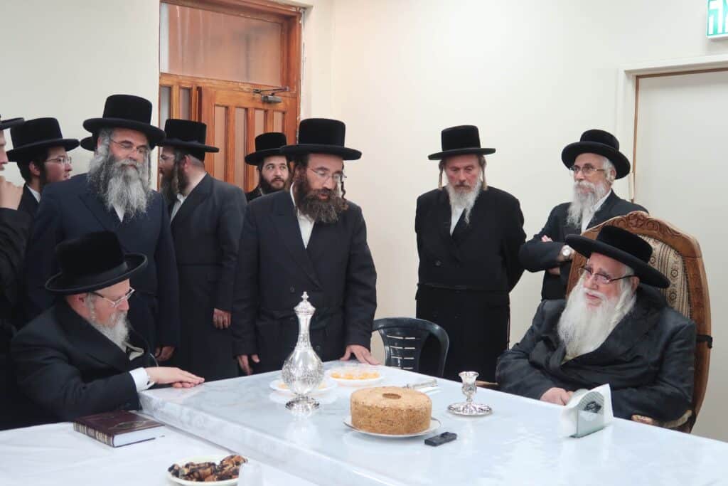 הוכתרו 2 דיינים חדשים לבתי מדרשיות צאנז בבני ברק ובברכפלד