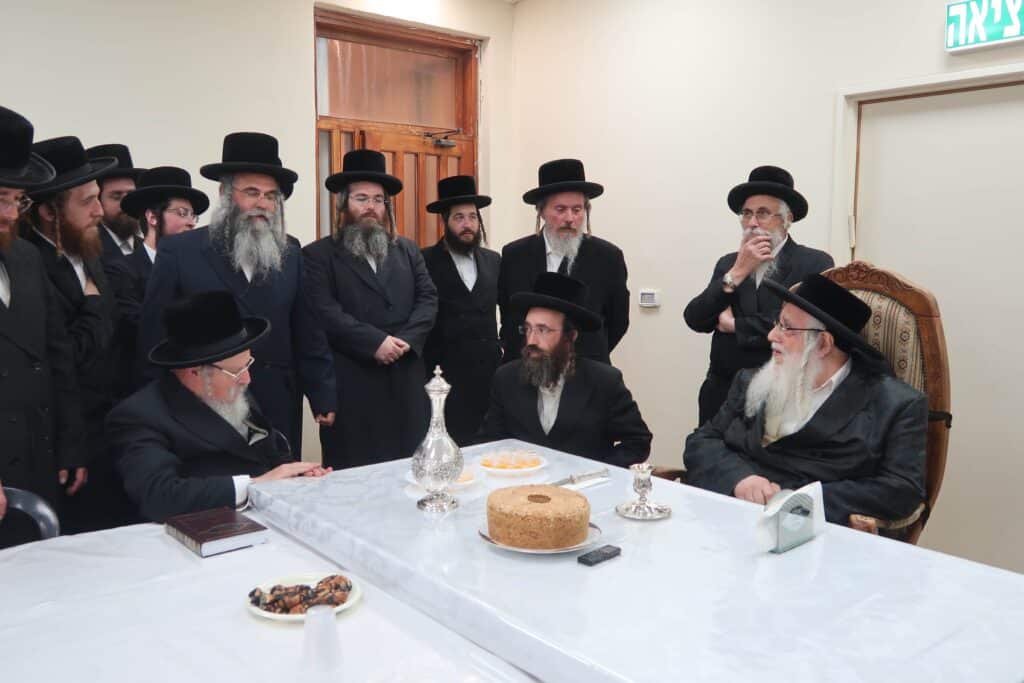 הוכתרו 2 דיינים חדשים לבתי מדרשיות צאנז בבני ברק ובברכפלד