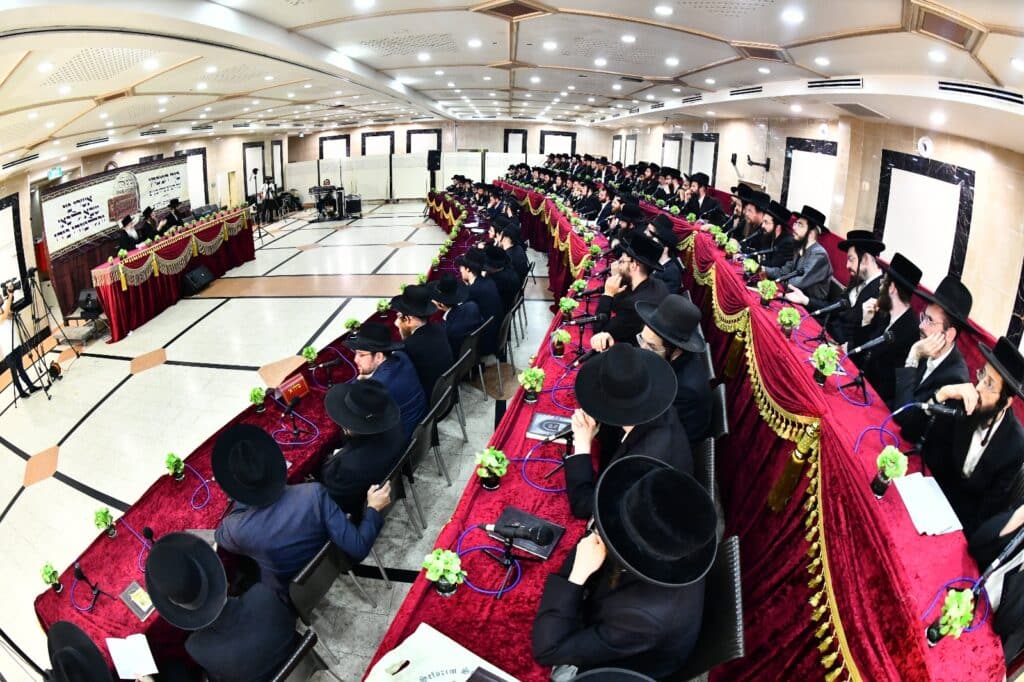 כ-100 מגאוני רשת הכוללים 'ש"ס אידן' השתתפו במבחן פומבי על הש"ס כולו • צפו