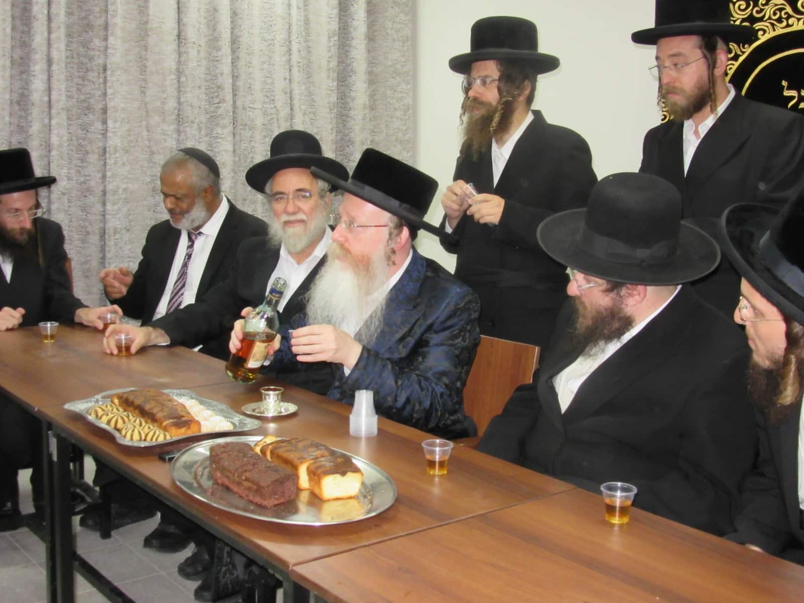 מעמד קביעת מזוזות לישיבת תורת ישראל קרעטשניף קרית גת