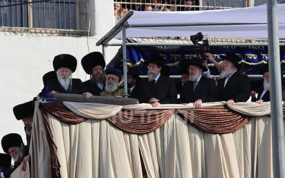 גלריה: רבבות בשמחת בית גור