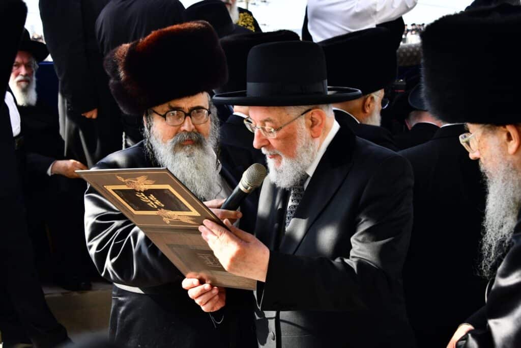 גלריה: רבבות בשמחת בית גור