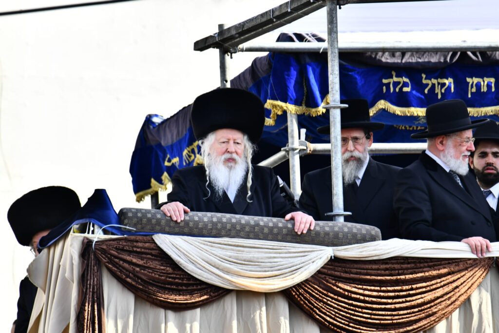 גלריה: רבבות בשמחת בית גור