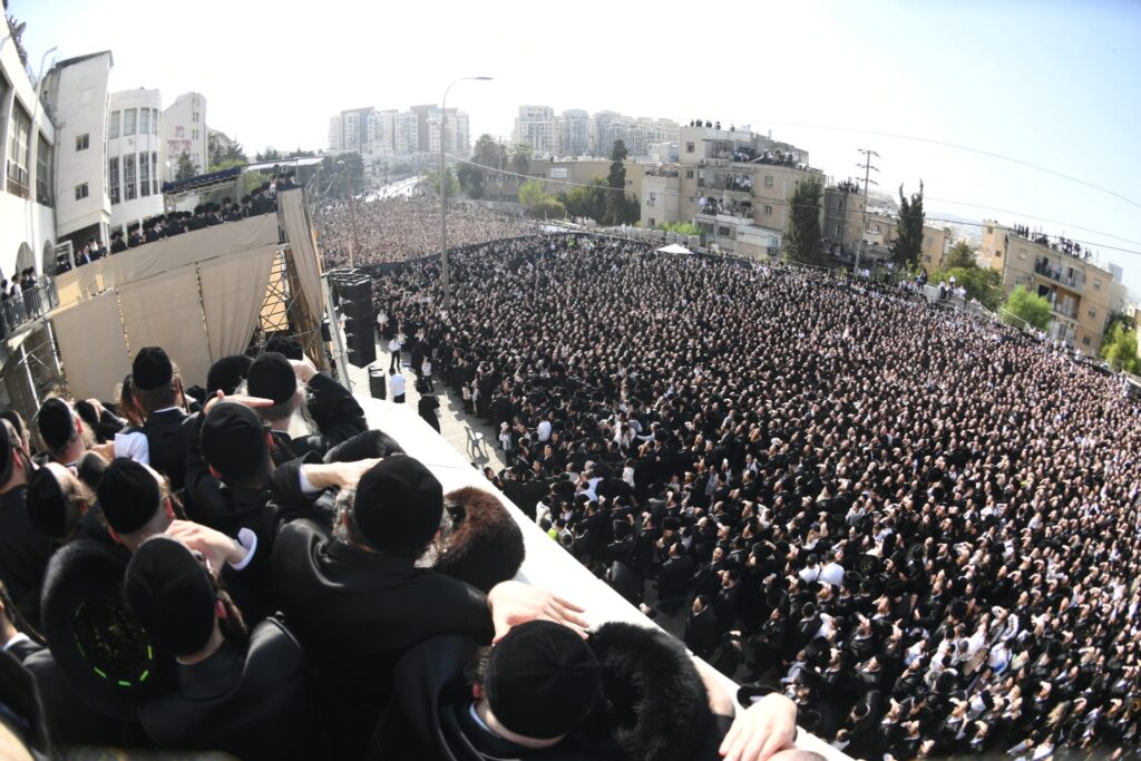 ראשי הישיבות התייצבו בחתונת גור - אחדות של תורה