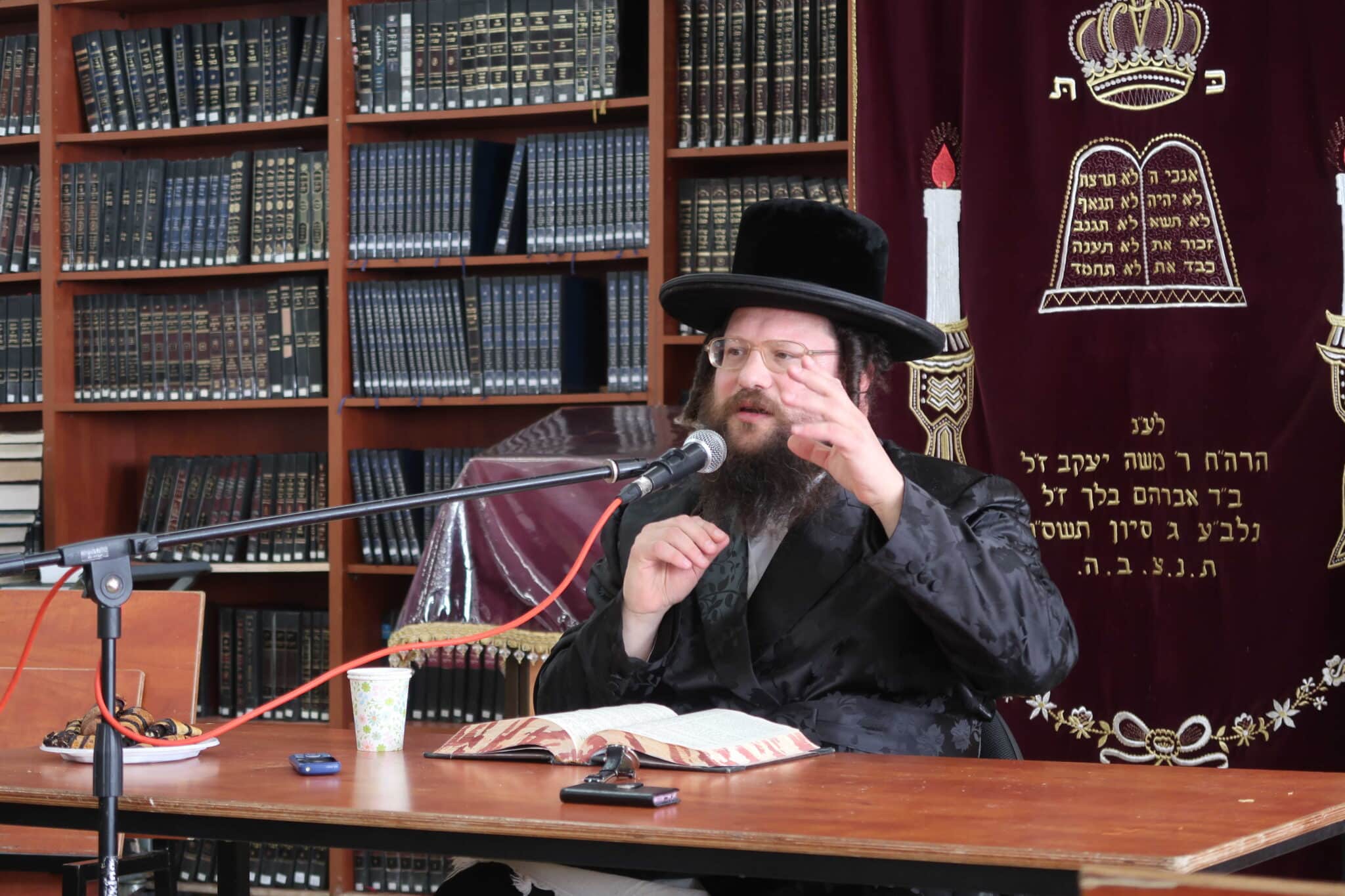 ראש ישיבת פיטסבורג בשיחת חיזוק לקראת הימים הנוראים • גלריה