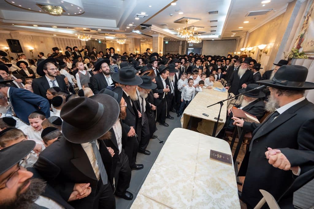 גלריה: כך חגגו פלג הרב פרידמן את שמחת החג גלריה: כך חגגו פלג הרב פרידמן את שמחת החג