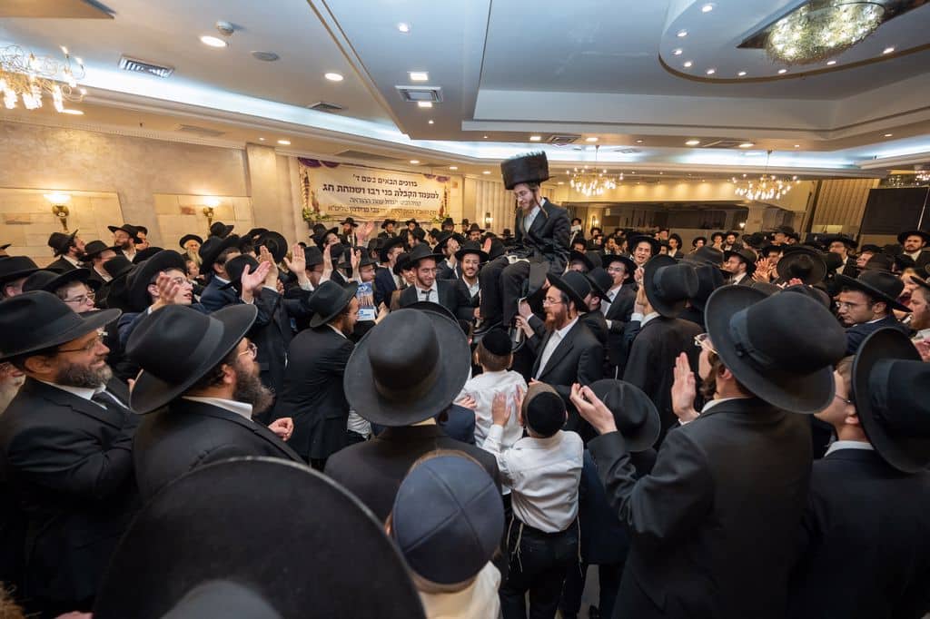 גלריה: כך חגגו פלג הרב פרידמן את שמחת החג גלריה: כך חגגו פלג הרב פרידמן את שמחת החג