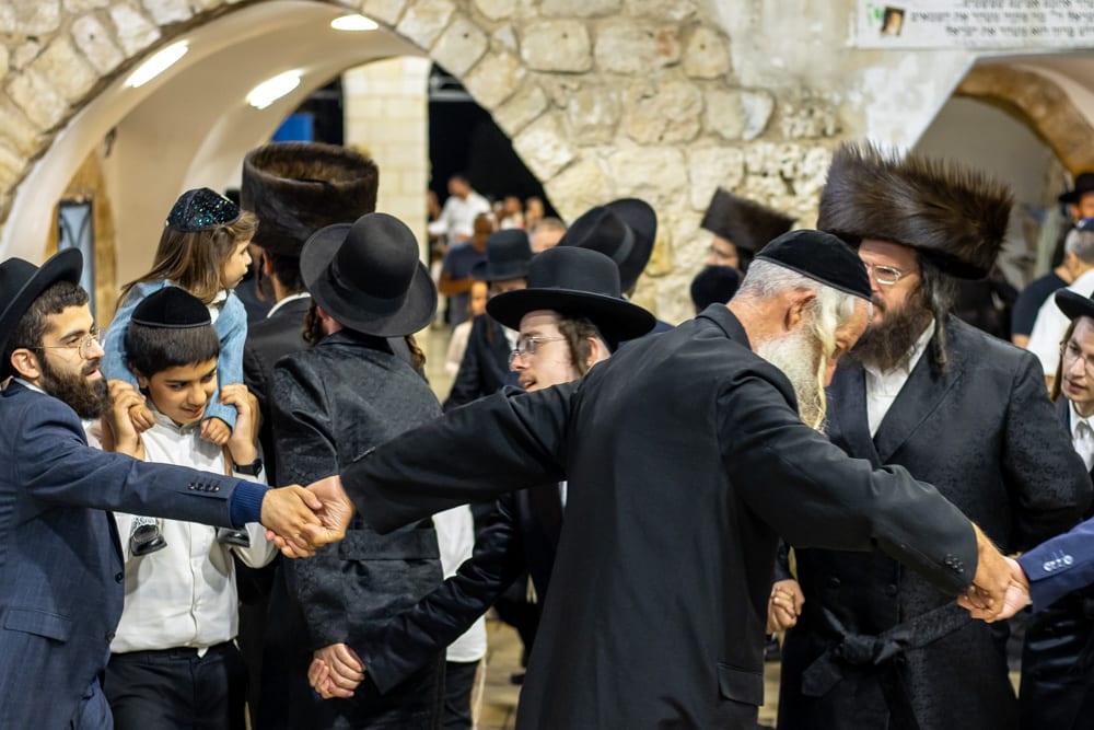 שמחת בית השואבה במירון • צפו בתיעוד: