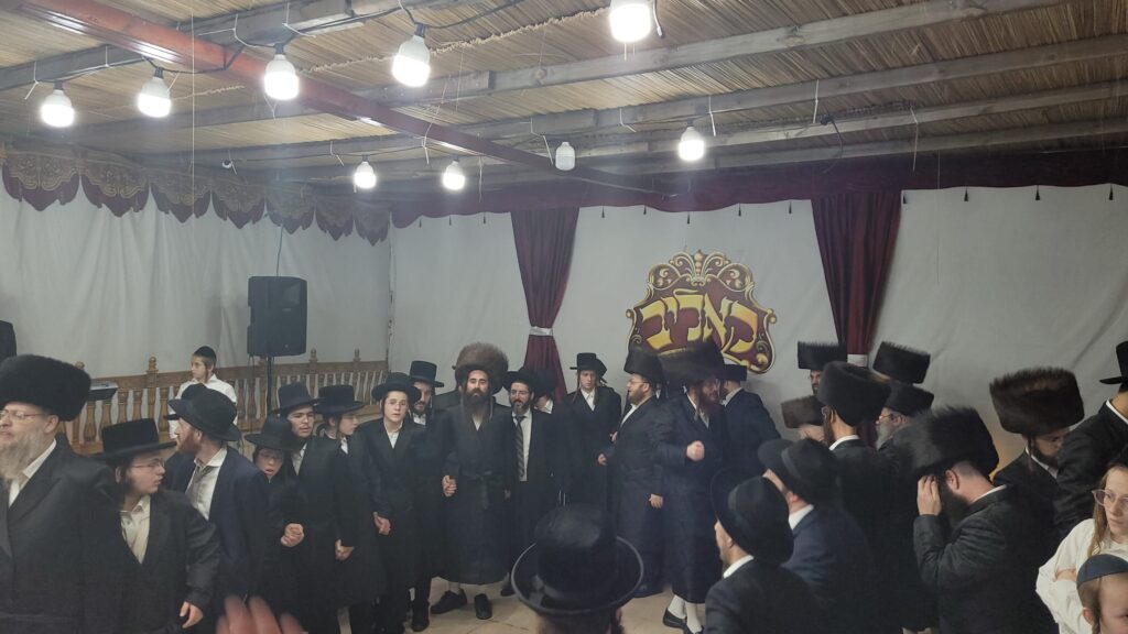 מנטילת לולב עד קול 'מבשר'