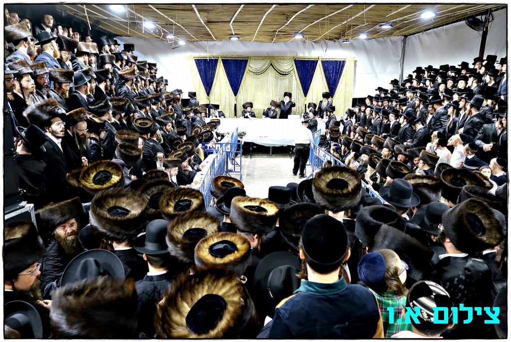 הרבי החדש מזוויעהל בשמחת החג