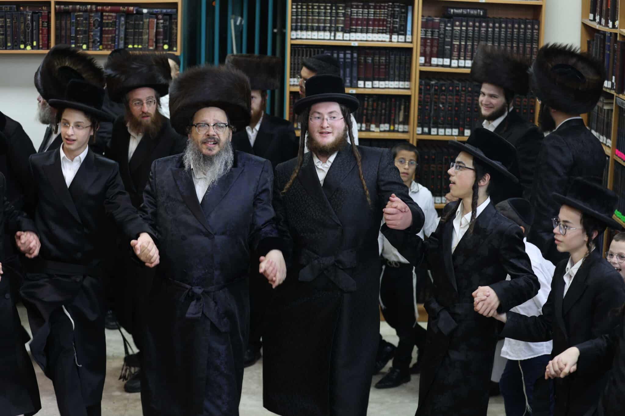 שמחת בית השואבה בחצה"ק באסטאן