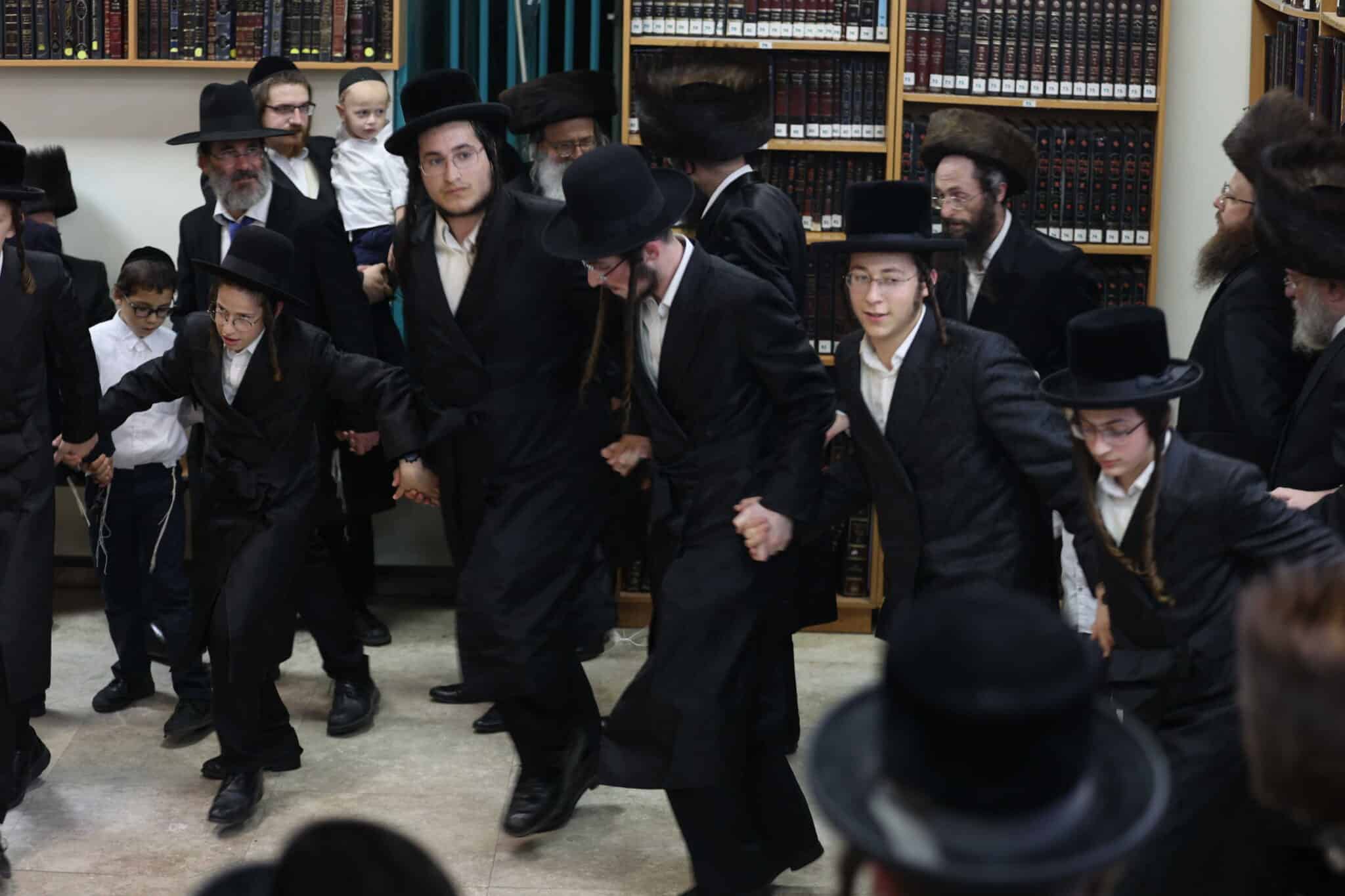 שמחת בית השואבה בחצה"ק באסטאן