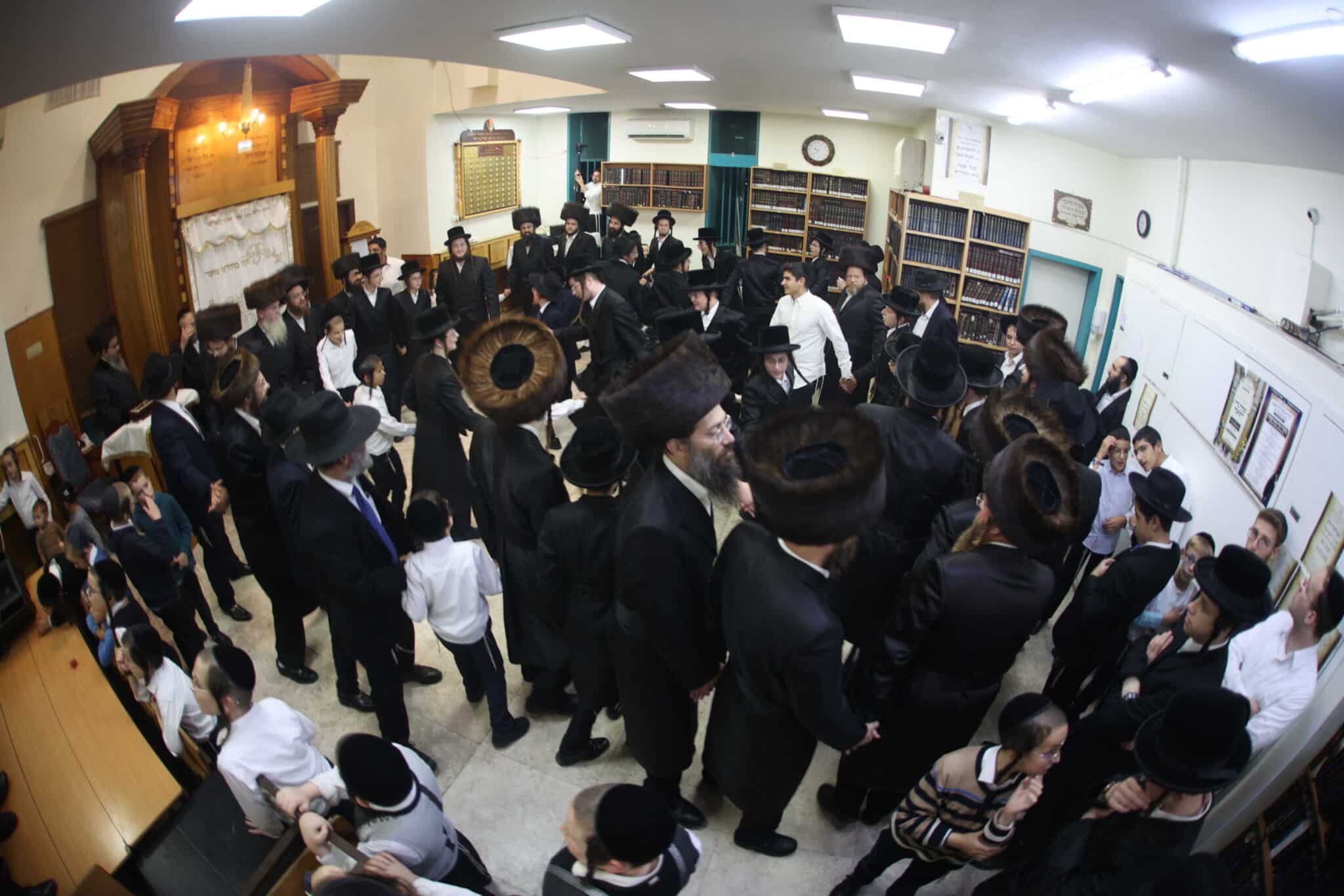 שמחת בית השואבה בחצה"ק באסטאן