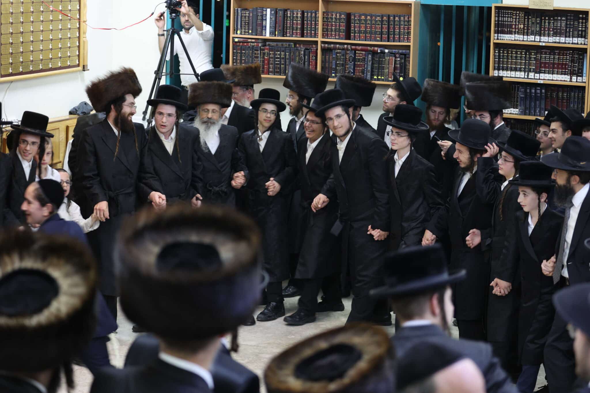 שמחת בית השואבה בחצה"ק באסטאן